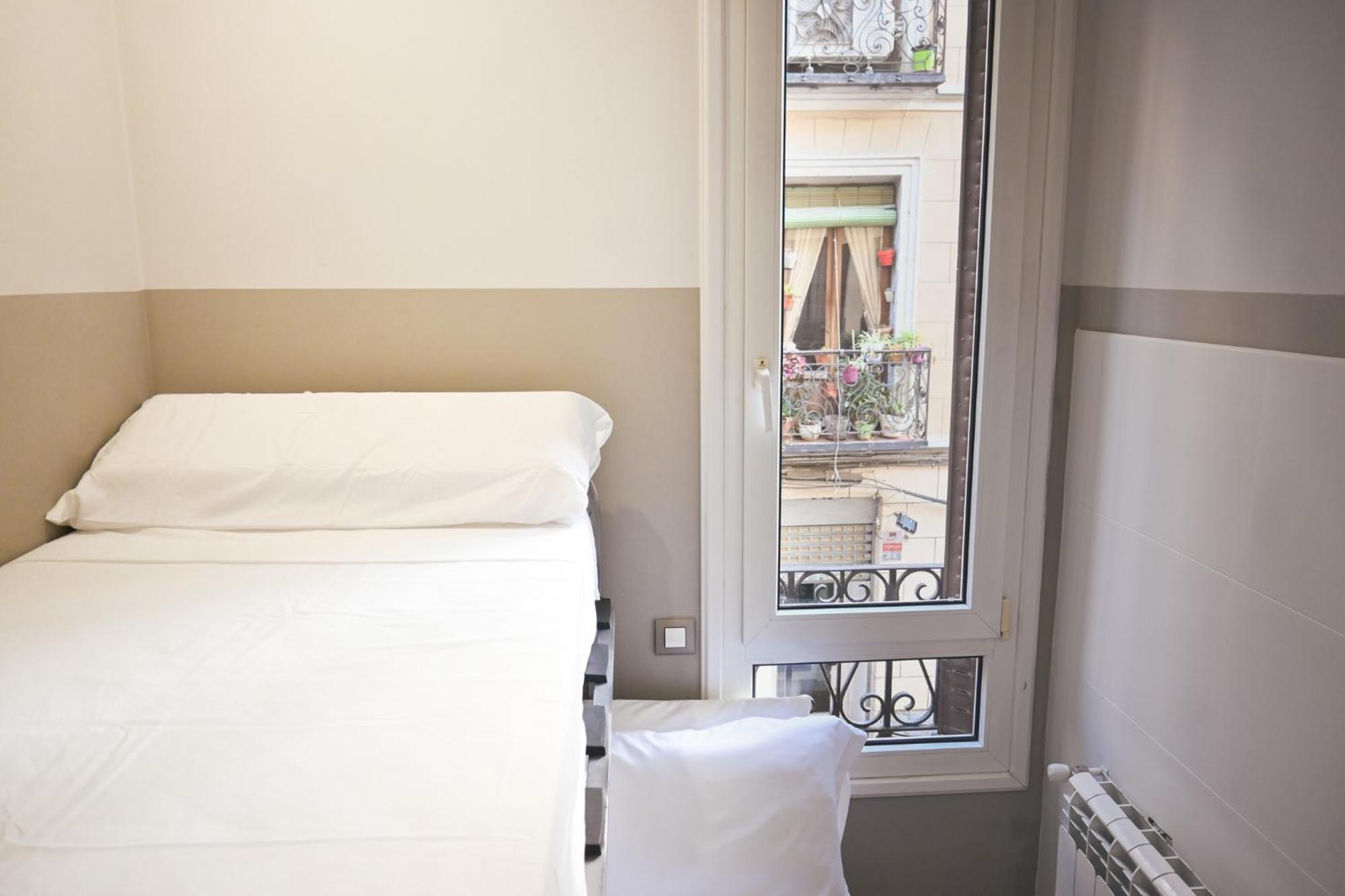 For You Rentals Apartment Temporal Madrid Paloma-La Latina Pal4 Bagian luar foto