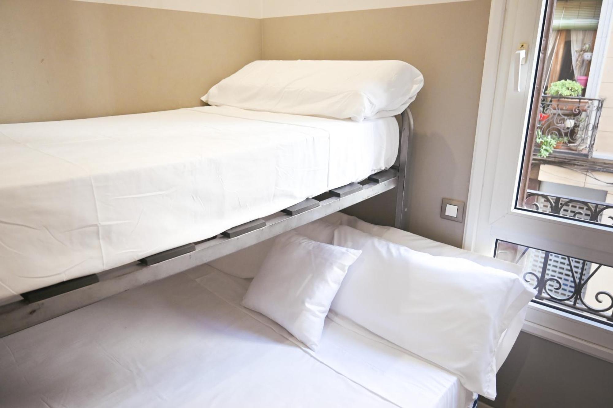 For You Rentals Apartment Temporal Madrid Paloma-La Latina Pal4 Bagian luar foto