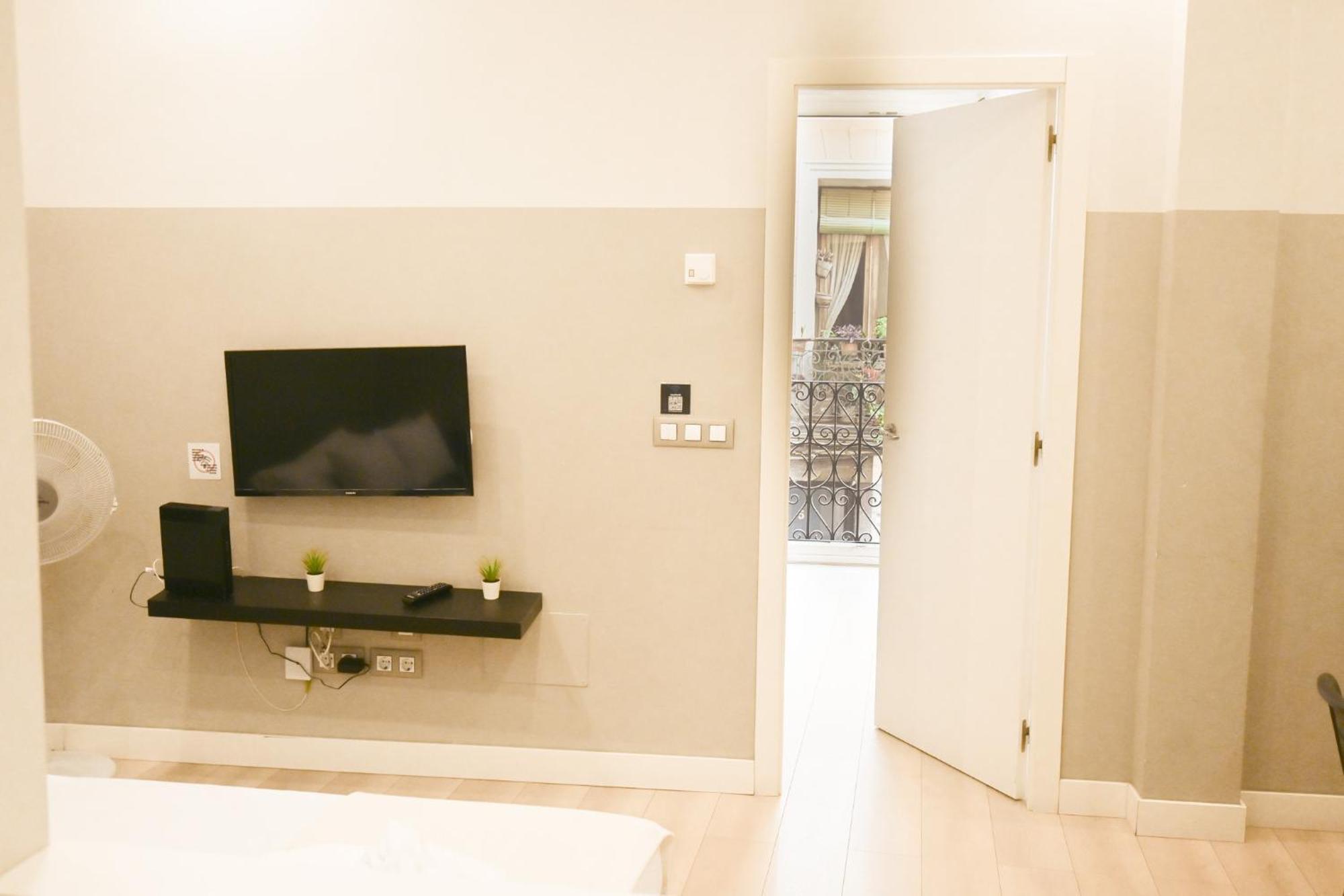 For You Rentals Apartment Temporal Madrid Paloma-La Latina Pal4 Bagian luar foto