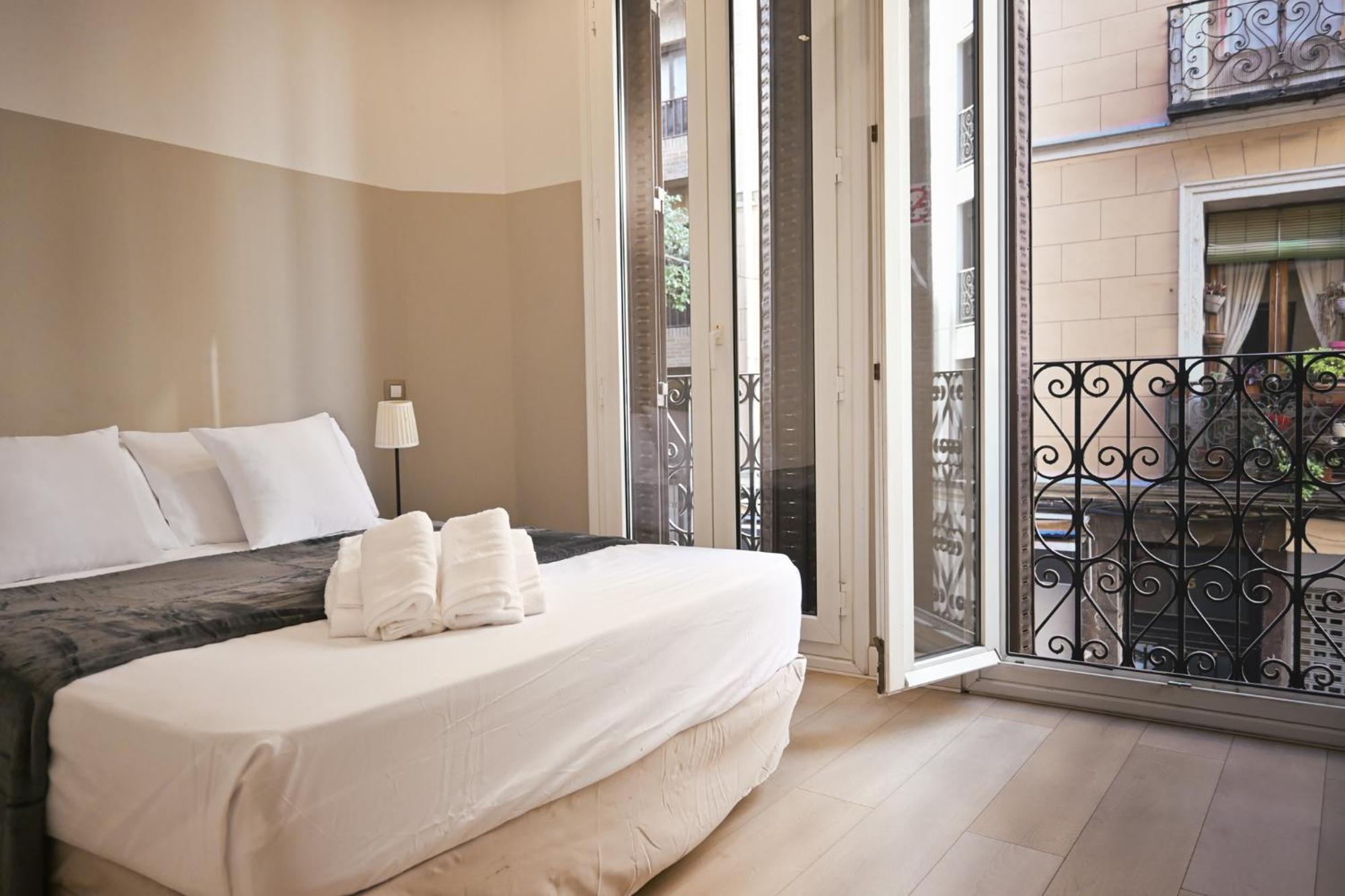 For You Rentals Apartment Temporal Madrid Paloma-La Latina Pal4 Bagian luar foto