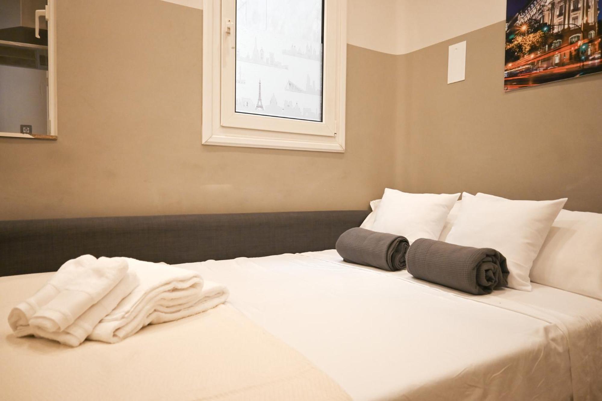 For You Rentals Apartment Temporal Madrid Paloma-La Latina Pal4 Bagian luar foto